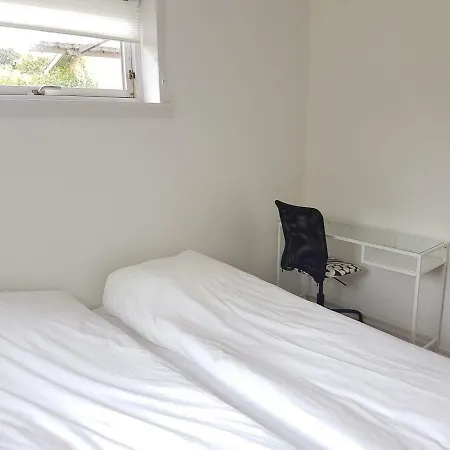 Lunden House Holiday home *