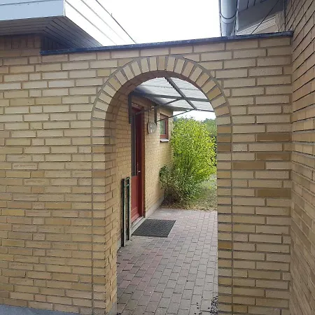 בית נופש Lunden House *